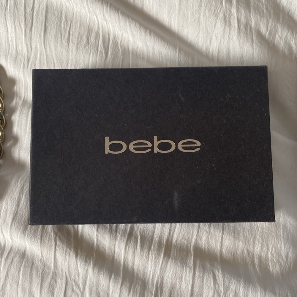 Bebe necklace - Picture 3 of 3